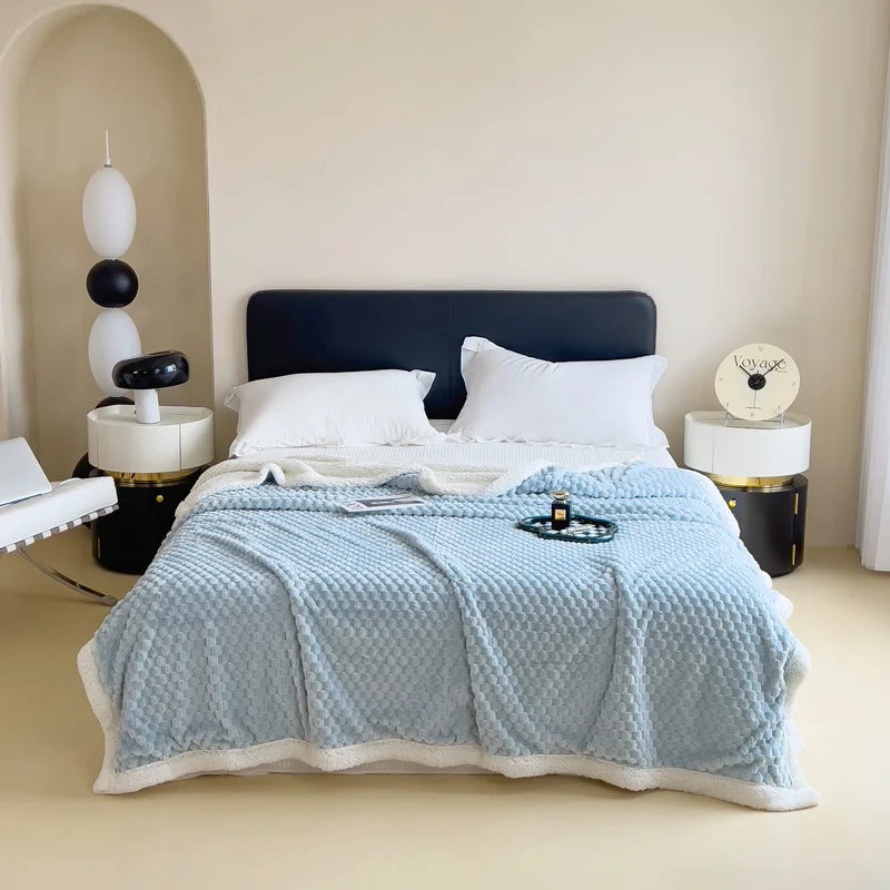 Liam Sherpa Throw