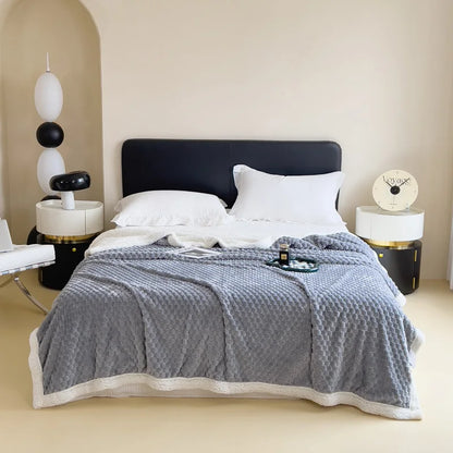 Liam Sherpa Throw